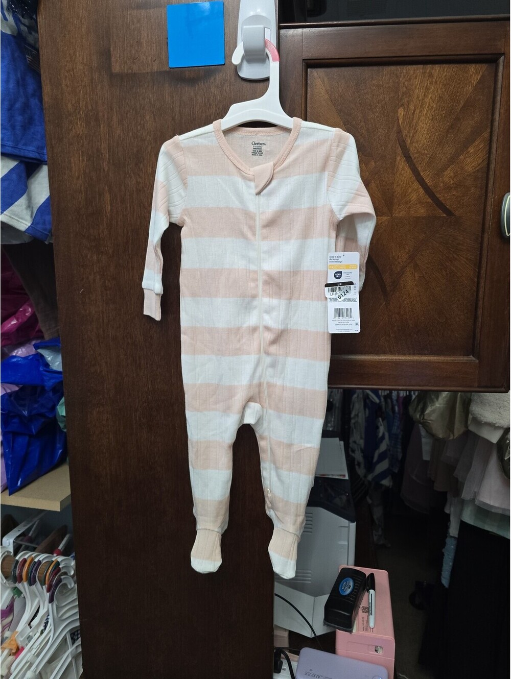 3 to 6m brand new pajamas from gerber item, 124G4